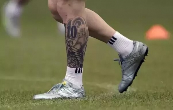 The tattoo of No. '10'